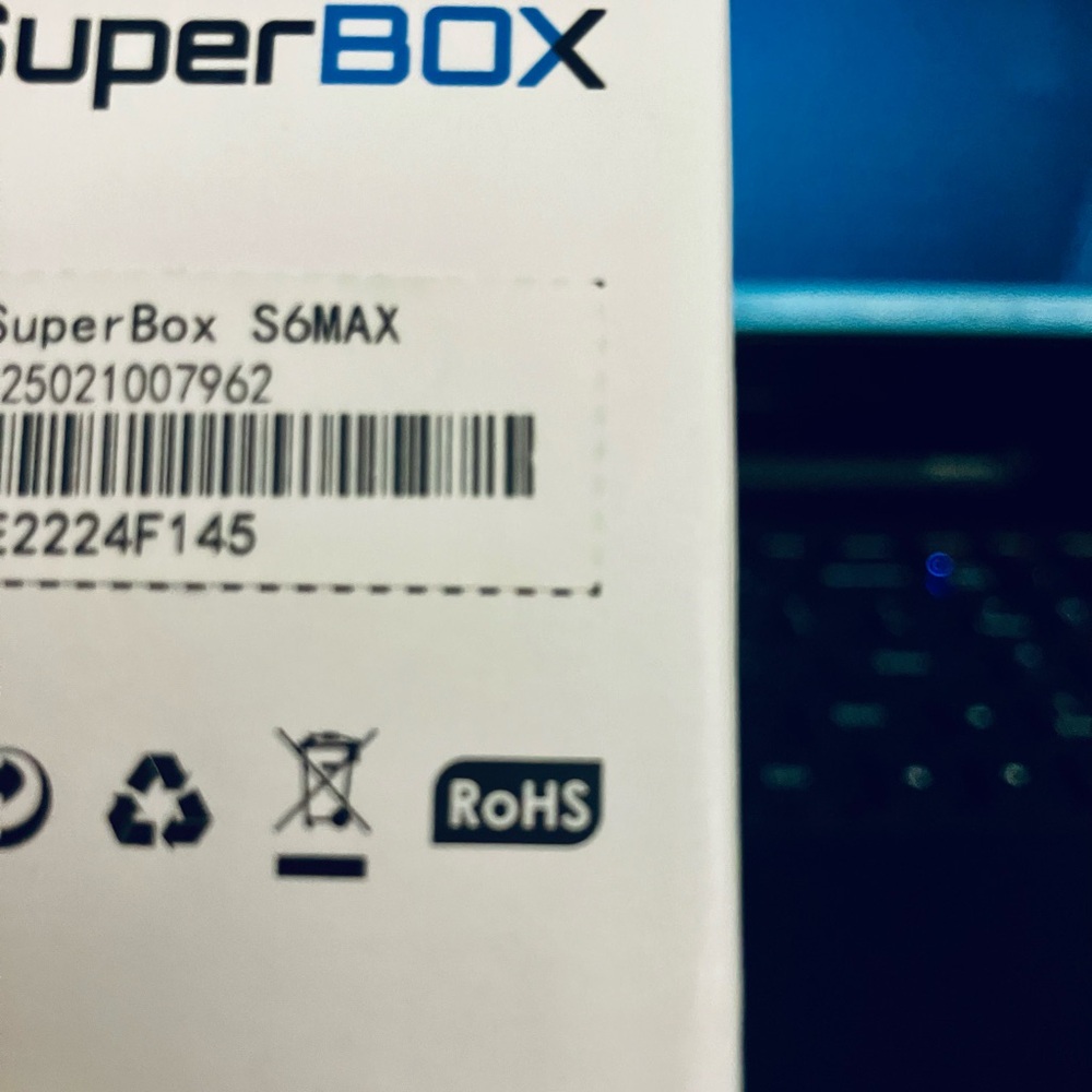 Nice Blue Streaming Device Android TV Box For More TV Viewing Channels - Picture 2 of 3